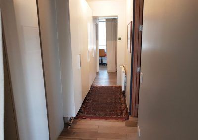 Departamento El Bosque Tobalaba UF9300 venta - pasillo