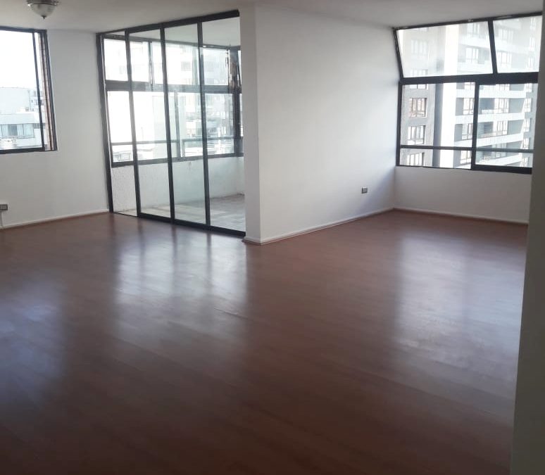 AV. VESPUCIO SUR / AV. COLÓN   UF9.500
